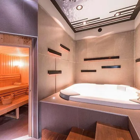 Ibis Styles Rooftop&spa Hotel Hyères