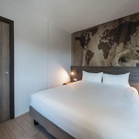 Ibis Styles Rooftop & Hotel 3*