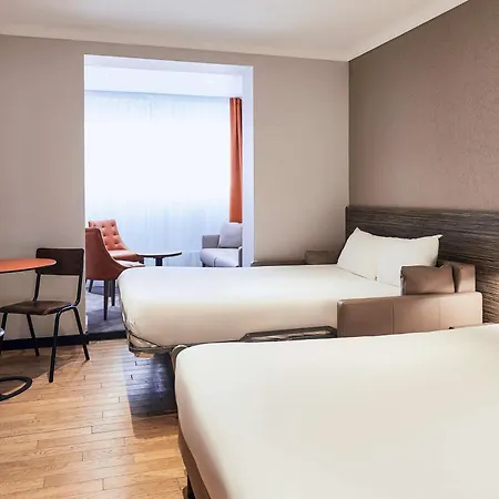 Hotel Ibis Styles Rooftop & 3*
