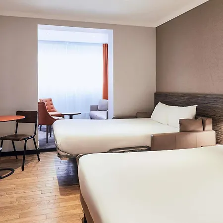 Ibis Styles Rooftop & 3* הייר