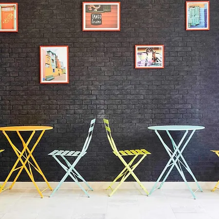 Hotel Ibis Styles Rooftop & 3*