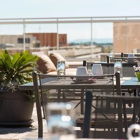Ibis Styles Rooftop & Hotel Hyeres