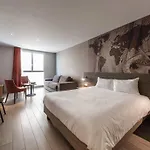 Szálloda Ibis Styles Rooftop & 3*