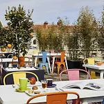 Ibis Styles Rooftop & Szálloda Hyères