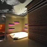 Ibis Styles Rooftop & 3* Hyères