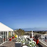 Szálloda Ibis Styles Rooftop &