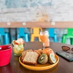 Ibis Styles Rooftop & Szálloda Hyères