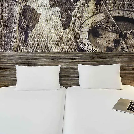Ibis Styles Rooftop & Отель