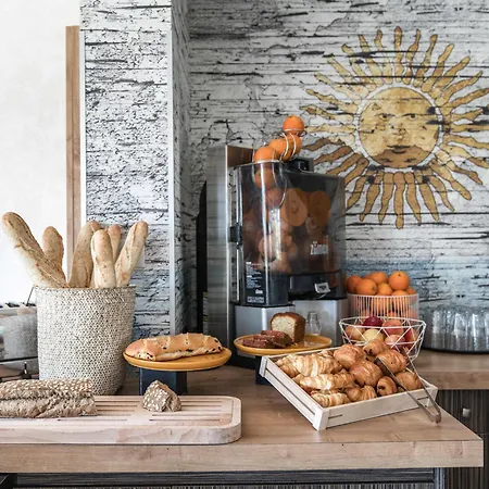 Ibis Styles Rooftop&spa Hyères