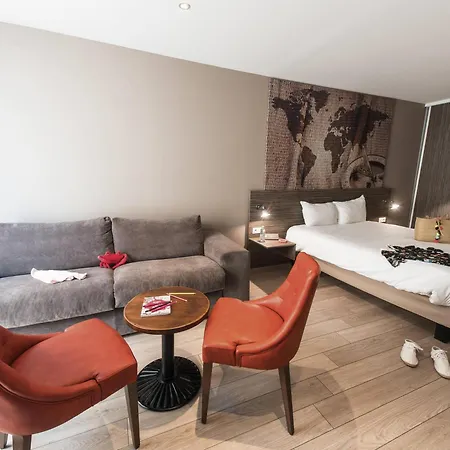 ホテル Ibis Styles Rooftop &