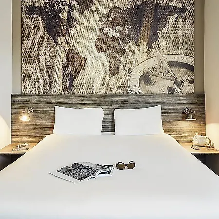 Szálloda Ibis Styles Rooftop & 3*