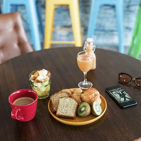 Ibis Styles Rooftop & 3* Hyeres