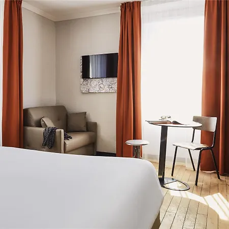 ホテル Ibis Styles Rooftop &