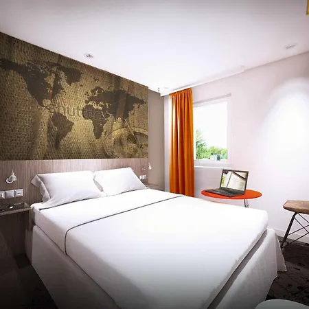Ibis Styles Rooftop & Hotel 3*
