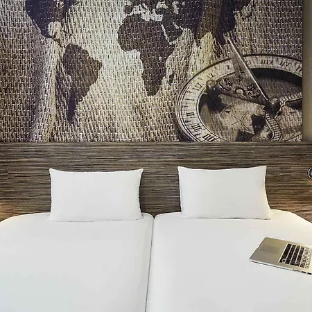 Ibis Styles Rooftop & Hyères