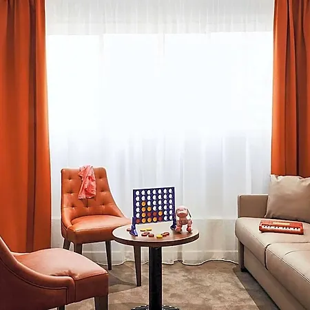 Ibis Styles Rooftop & Hotel 3*