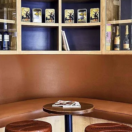 Szálloda Ibis Styles Rooftop & 3*