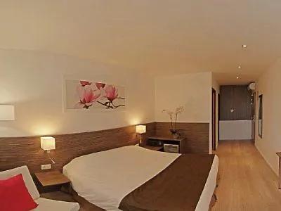 Ibis Styles Rooftop & Hotel 3*