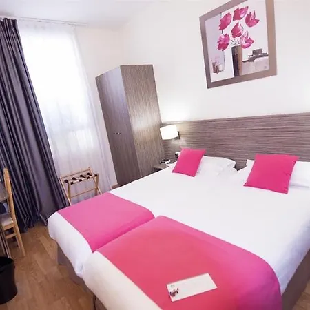 Szálloda Ibis Styles Rooftop & 3*
