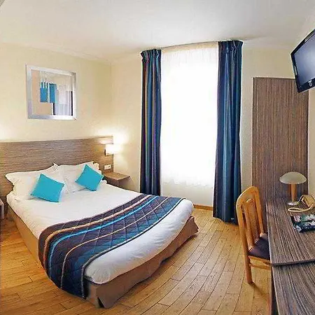 Hotel Ibis Styles Rooftop & 3*