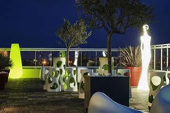 Ibis Styles Rooftop & Hotel Hyères