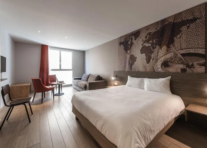 Szálloda Ibis Styles Rooftop & 3*