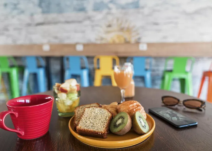 Ibis Styles Rooftop & 3*