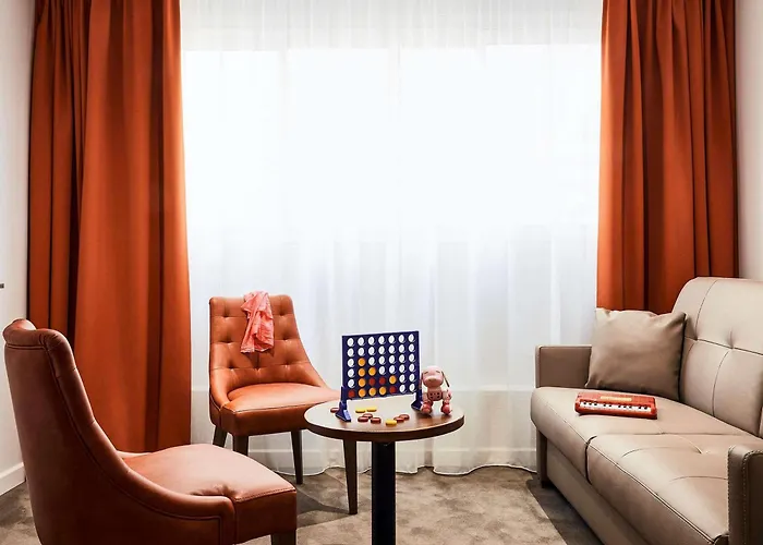 Ibis Styles Rooftop & 3* Hyères