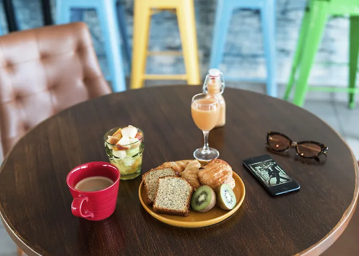 Ibis Styles Rooftop & 3* Hyères