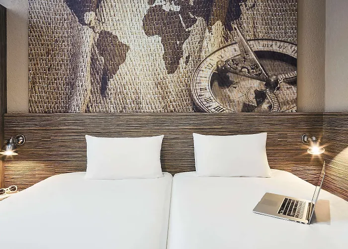 Ibis Styles Rooftop & 3* Hyères