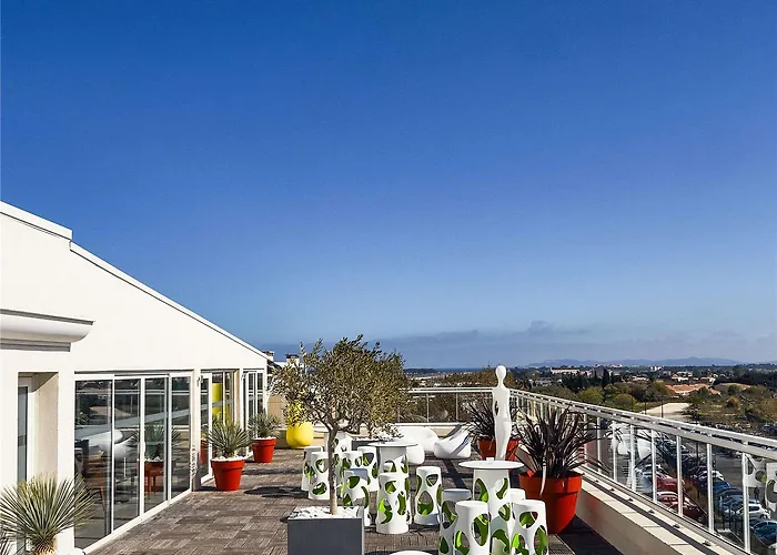 Ibis Styles Rooftop & 3* Hyères