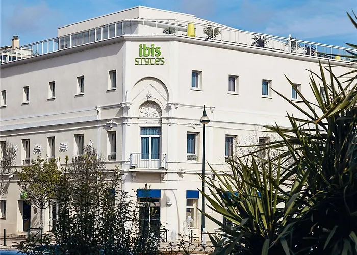 Ibis Styles Rooftop & Szálloda