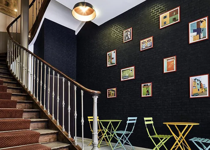 Szálloda Ibis Styles Rooftop & 3*