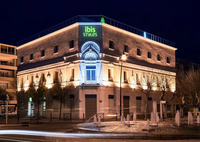 Szálloda Ibis Styles Rooftop & 3*
