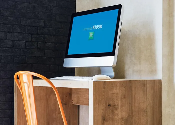 Hotel Ibis Styles Rooftop & Hyères