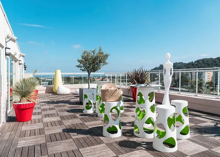 Ibis Styles Rooftop &